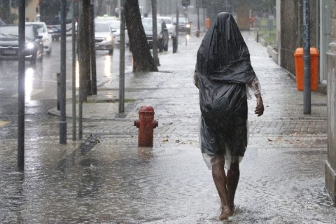 Defesa civil alerta para risco de tempestade severa no sul e centro-oeste