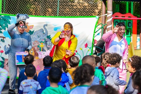 Atividades lúdicas e educativas garantem diversão da garotada no programa Férias na Escola em Osasco